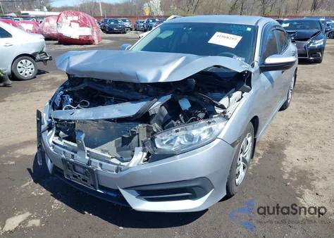 2017 Honda Civic Lx z USA, uszkodzony, nr VIN 2HGFC2F53HH513655